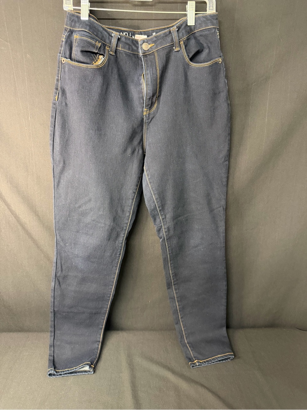 No Boundaries Women’s Skinny Jeans Size 13 Dark Wash Stretch Denim